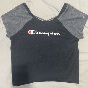Champion crop top women’s medium gray & black